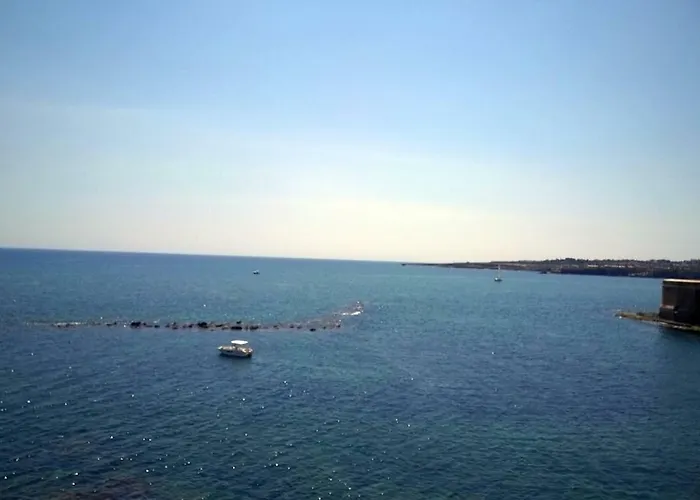 Luna 3* シラクーサ